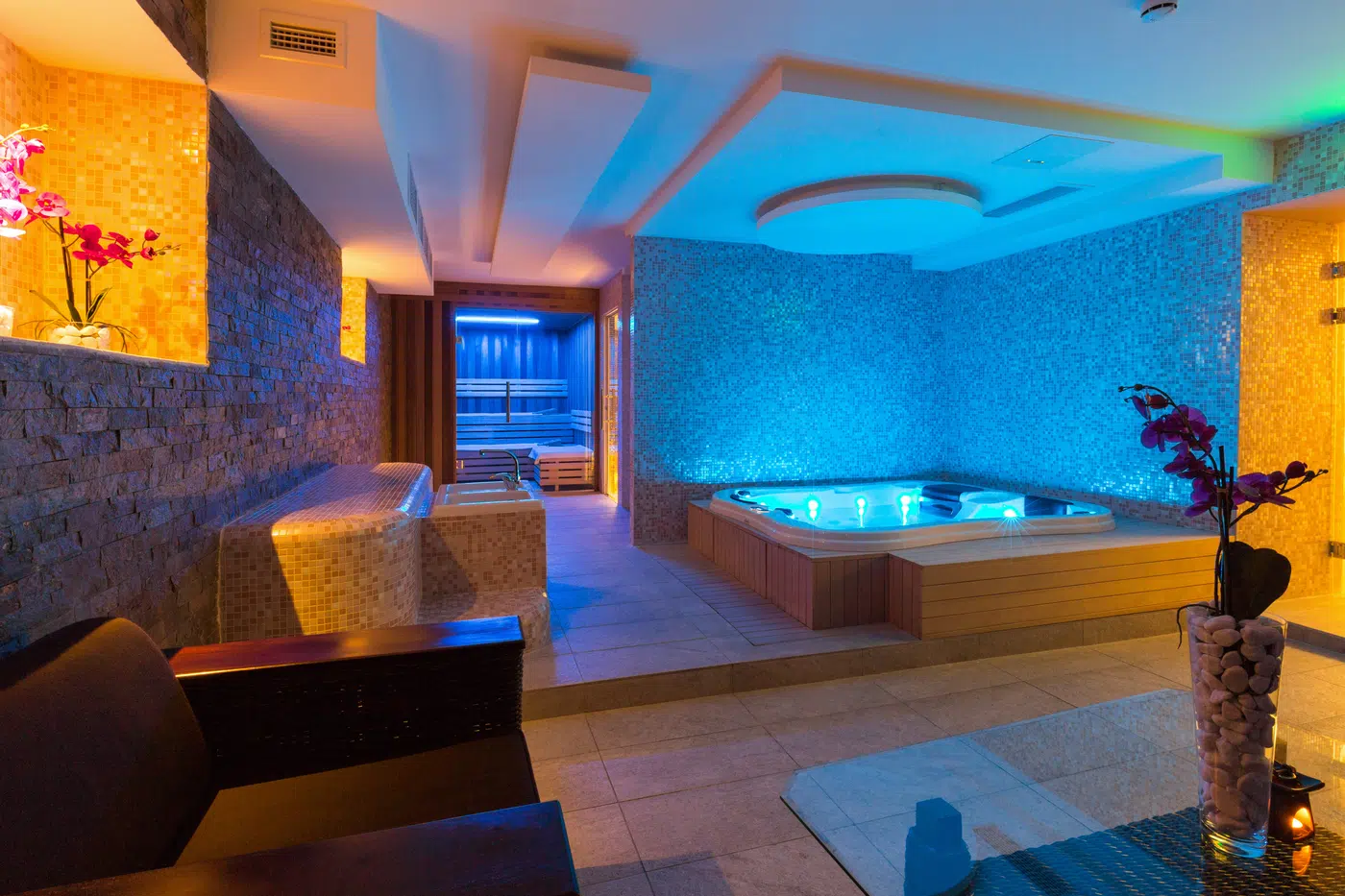 Luxury indoor mosaic hydrotherapy day spa pool